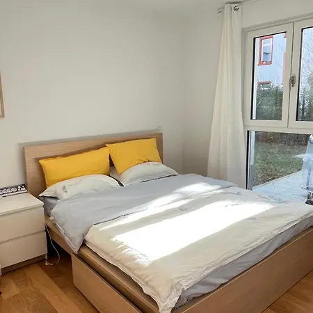 Frankfurt Messe Single * Frankfurt am Main
